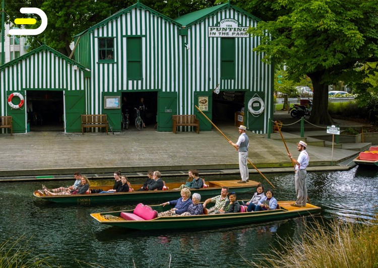 Christchurch Welcome Aboard-Punting on the Avon Tour 基督城 泛舟雅芳河